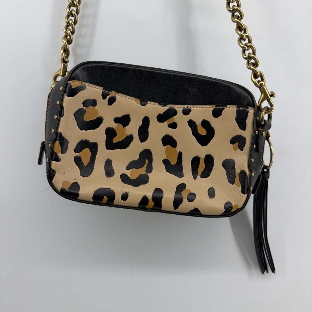 Coach Jamie Camera Bag in Signature Canvas with a Leopard Print Adjustable Strap - Picture 4 of 12